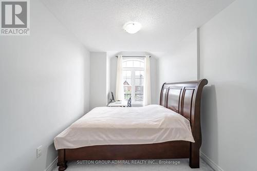 49 Walter Proctor Road, East Gwillimbury, ON - Indoor Photo Showing Bedroom