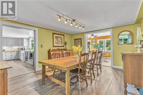 444 Webber Road, Pelham, ON - Indoor Photo Showing Dining Room