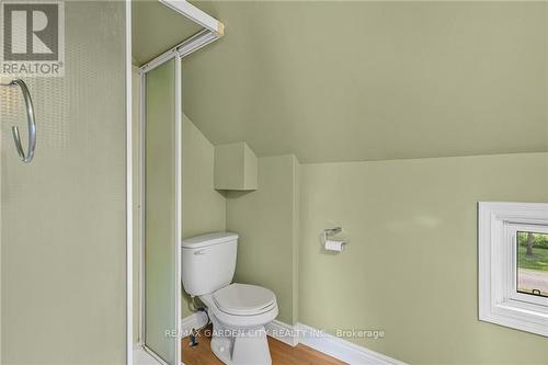 444 Webber Road, Pelham, ON - Indoor Photo Showing Bathroom