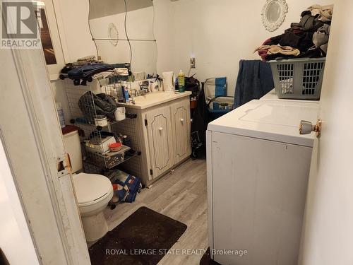 25 Gladstone Avenue, Hamilton, ON - Indoor Photo Showing Other Room