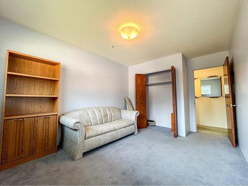 817 Fourth Street, Nelson, BC - Indoor