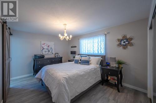 5207 Oleander Drive, Osoyoos, BC - Indoor Photo Showing Bedroom