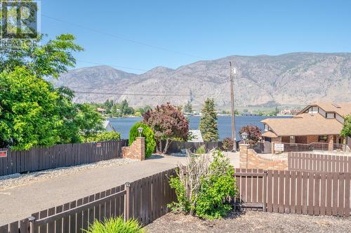 5207 Oleander Drive, Osoyoos, BC - Outdoor