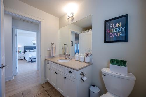 108-2629 Cornwall Drive, Penticton, BC - Indoor Photo Showing Bathroom