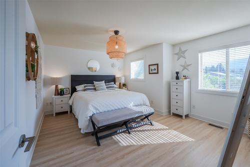 108-2629 Cornwall Drive, Penticton, BC - Indoor Photo Showing Bedroom