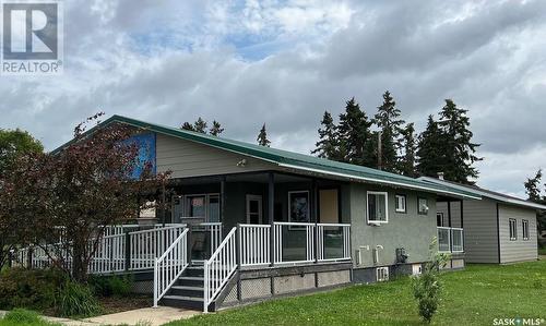 217 Railway Avenue, Hafford, SK - Outdoor With Deck Patio Veranda