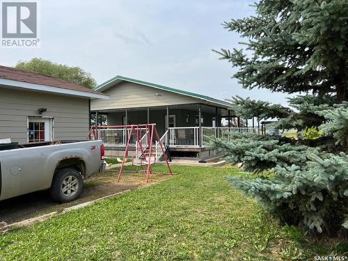 217 Railway Avenue, Hafford, SK - Outdoor