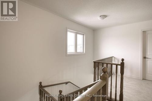 17 Harvest Crescent, Barrie, ON - Indoor Photo Showing Other Room