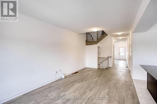 17 Harvest Crescent, Barrie, ON - Indoor Photo Showing Other Room