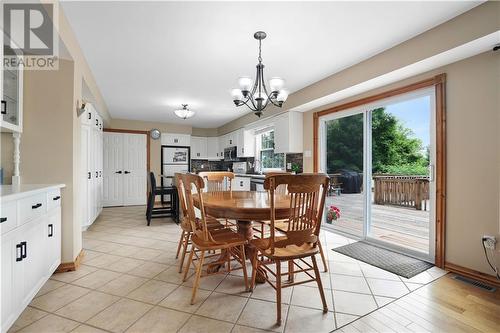 121 Pheasant Run, Calabogie, ON - Indoor Photo Showing Dining Room