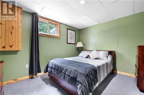 121 Pheasant Run, Calabogie, ON - Indoor Photo Showing Bedroom