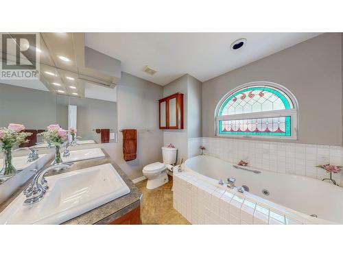 1021 Maple Street, Okanagan Falls, BC - Indoor Photo Showing Bathroom