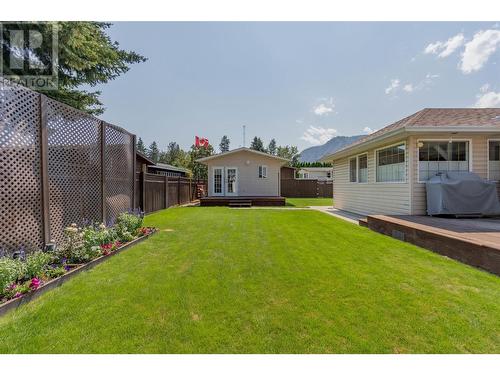 1021 Maple Street, Okanagan Falls, BC - Outdoor With Exterior