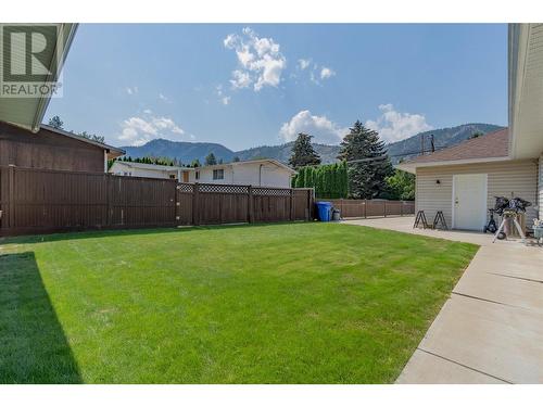 1021 Maple Street, Okanagan Falls, BC - Outdoor