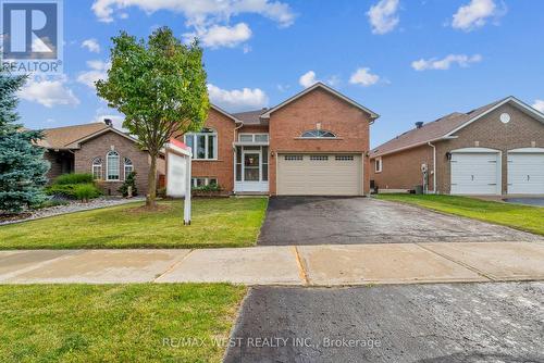 24 Todd Drive, Barrie (Innis-Shore), ON - Outdoor With Facade