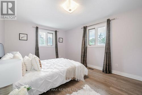 60 Scott Street, Brampton, ON - Indoor Photo Showing Bedroom