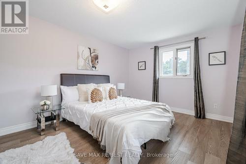 60 Scott Street, Brampton, ON - Indoor Photo Showing Bedroom