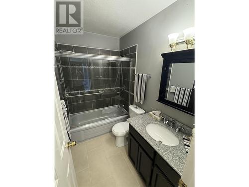 362 Thompson Road, Quesnel, BC - Indoor Photo Showing Bathroom