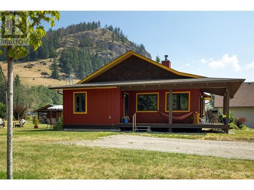 5587 Highway 6, Coldstream, BC - Outdoor With Deck Patio Veranda