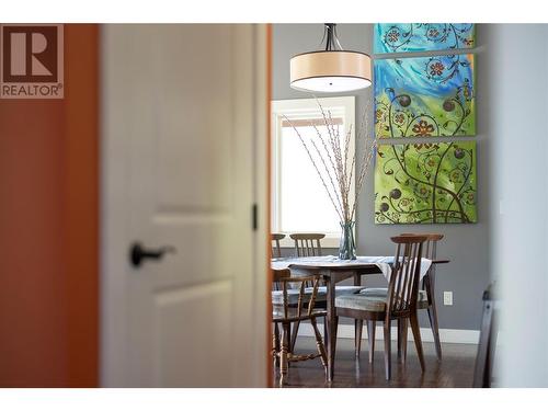 5587 Highway 6, Coldstream, BC - Indoor Photo Showing Dining Room