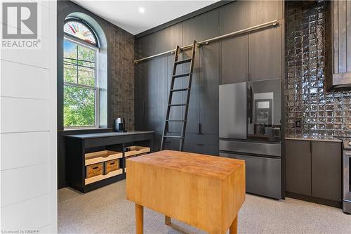 164 Ontario Street, Burk'S Falls, ON - Indoor Photo Showing Kitchen