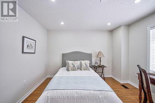 1354 Apollo Street W, Oshawa (Eastdale), ON - Indoor Photo Showing Bedroom