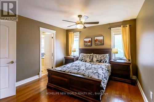 8897 Joseph Court, Niagara Falls, ON - Indoor Photo Showing Bedroom