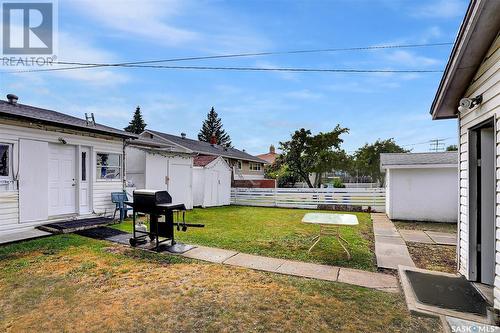 1220 Dewdney Avenue E, Regina, SK - Outdoor With Exterior