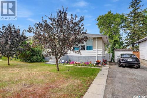 1220 Dewdney Avenue E, Regina, SK - Outdoor