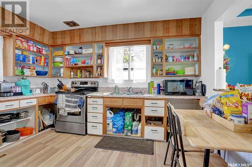 1220 Dewdney Avenue E, Regina, SK - Indoor Photo Showing Kitchen With Double Sink