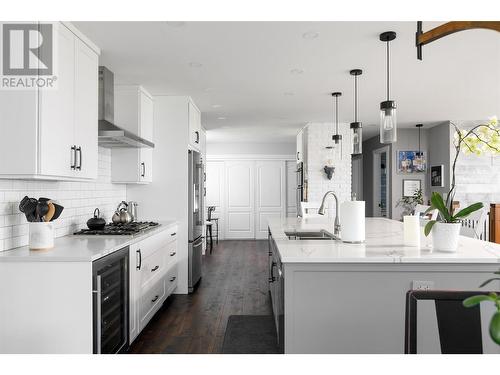 1149 Trevor Drive, West Kelowna, BC - Indoor Photo Showing Kitchen With Upgraded Kitchen