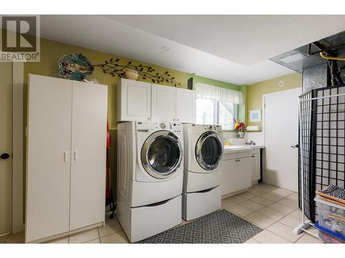 1149 Trevor Drive, West Kelowna, BC - Indoor Photo Showing Laundry Room