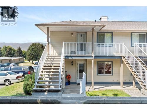 831 2 Street Se Unit# 215, Salmon Arm, BC - Outdoor