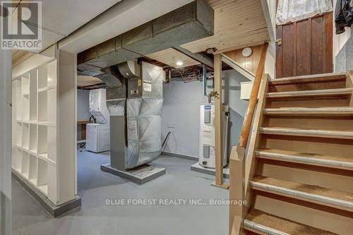 369 Westlake Street S, London, ON - Indoor Photo Showing Basement