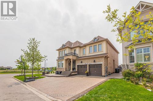 2 Poppy Hills Road, Brampton (Bram East), ON - Outdoor With Facade