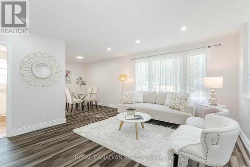 75 Mcmurchy Avenue S, Brampton (Brampton South), ON - Indoor Photo Showing Living Room