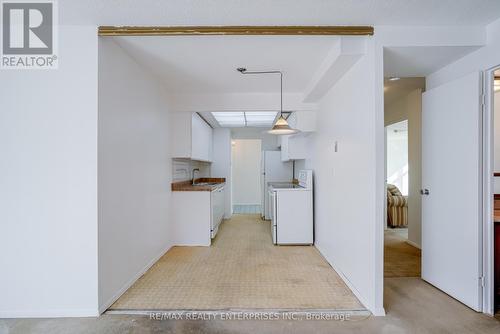 306 - 3100 Kirwin Avenue, Mississauga (Cooksville), ON - Indoor Photo Showing Kitchen