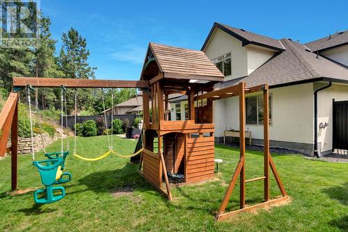 2396 Selkirk Drive, Kelowna, BC - Outdoor