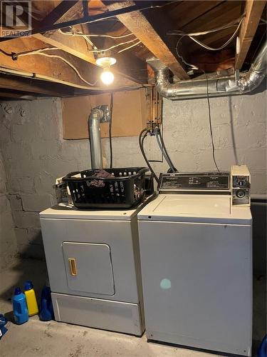 382 Mabel, Greater Sudbury, ON - Indoor Photo Showing Laundry Room