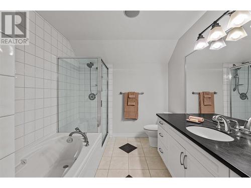 690 Lequime Road Unit# 112, Kelowna, BC - Indoor Photo Showing Bathroom