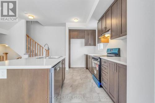 1979 Cameron Lott Crescent, Oshawa (Kedron), ON - Indoor Photo Showing Kitchen