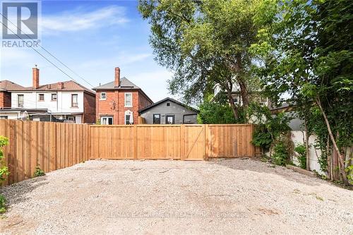 284 Grosvenor Avenue E, Hamilton (Crown Point), ON - Outdoor