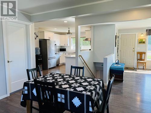 299 N Fifth Avenue, Williams Lake, BC - Indoor Photo Showing Dining Room