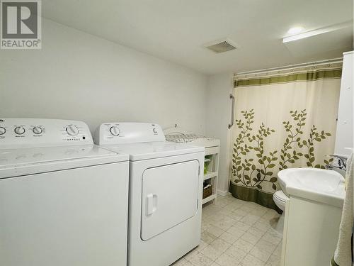 299 N Fifth Avenue, Williams Lake, BC - Indoor Photo Showing Laundry Room