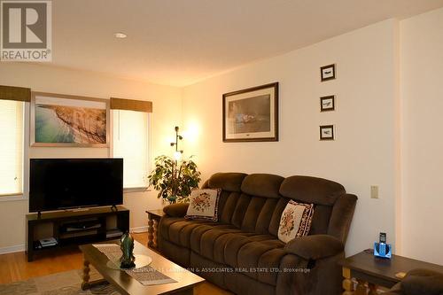 1 Reynolds Place, Prince Edward County (Wellington), ON - Indoor Photo Showing Living Room