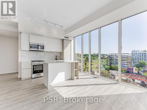 716 - 500 Dupont Street, Toronto (Annex), ON - Indoor Photo Showing Kitchen