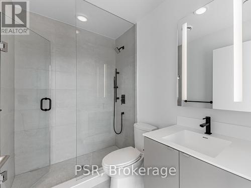 716 - 500 Dupont Street, Toronto (Annex), ON - Indoor Photo Showing Bathroom