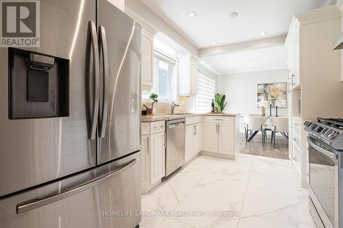 53 Heathview Avenue, Toronto (Bayview Village), ON - Indoor Photo Showing Kitchen