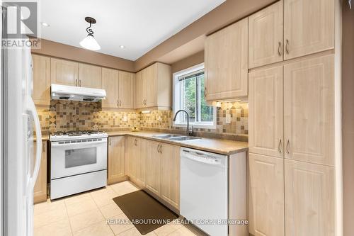 8 - 1551 Reeves Gate, Oakville (Glen Abbey), ON - Indoor Photo Showing Kitchen With Double Sink