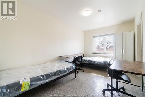 263 Bridge, Windsor, ON - Indoor Photo Showing Bedroom